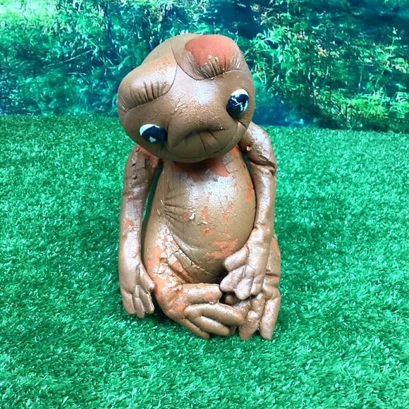 Kamar Other - Kamar Original Vintage 1982 E.T. Plush Toy Collectible Doll